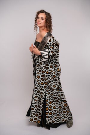 Arabi Collection - Signature Ikat Velvet Bisht by Eman Al Ahmed